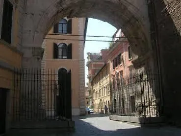 بيت ضيافة Chain Gallienus